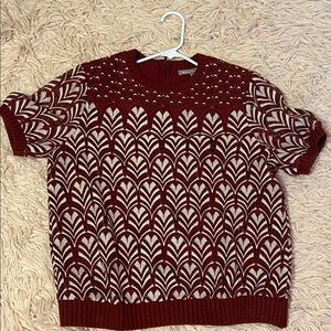 Daniel Rainn Burgundy and White Crewneck Sweater